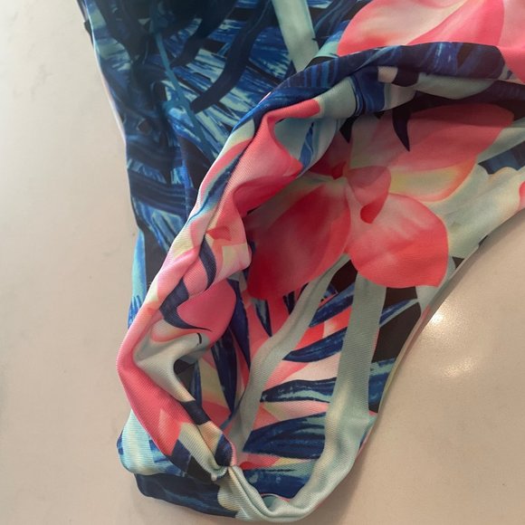 Floral One Piece Swimsuit - Picture 10 of 15